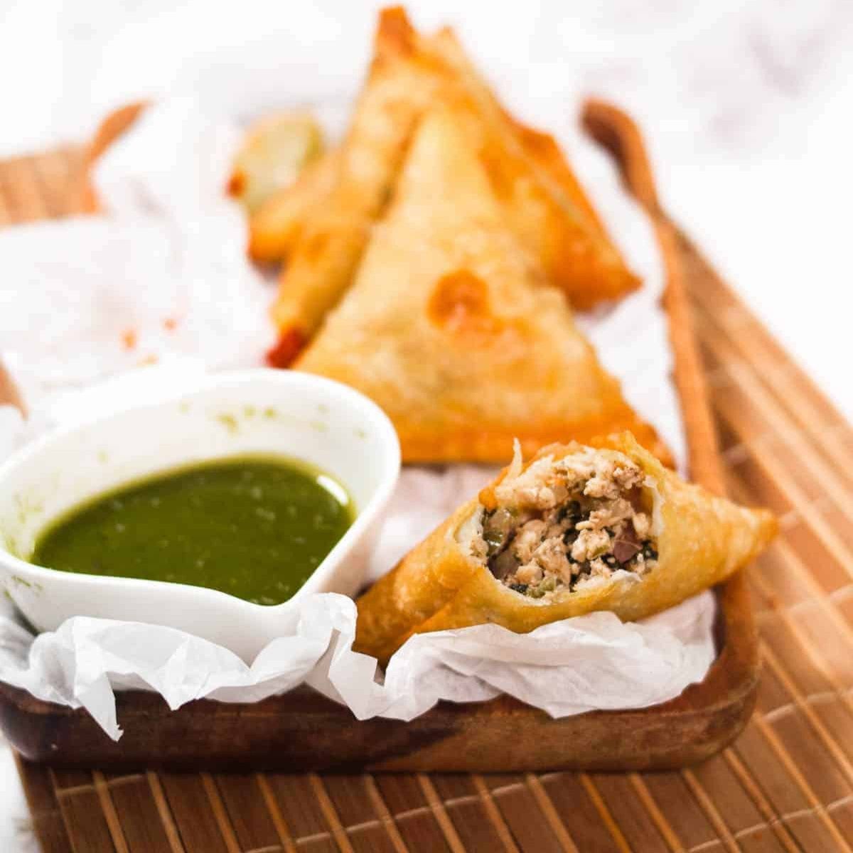 CHICKEN SAMOSA 3PCS.